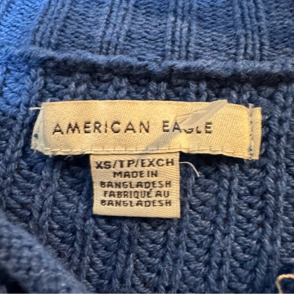 American Eagle Outfitters Crop 1/4 button Blue Knit Sweater Preppy - Picture 2 of 4